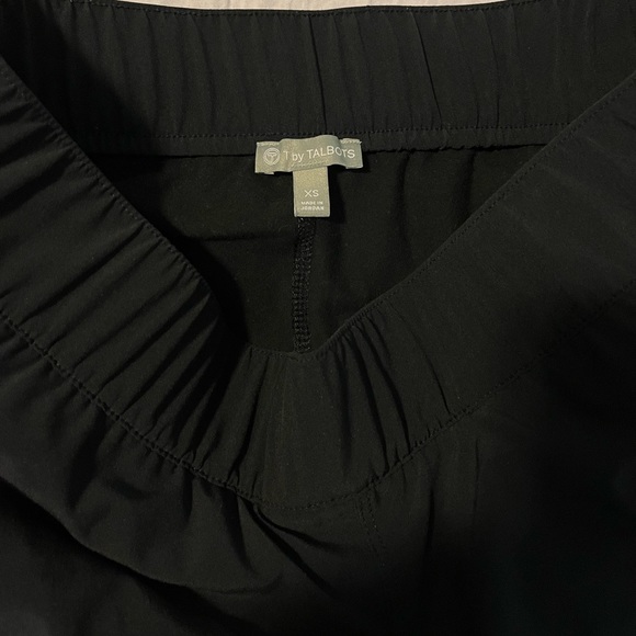 T by Talbots Active Skort - Picture 3 of 5